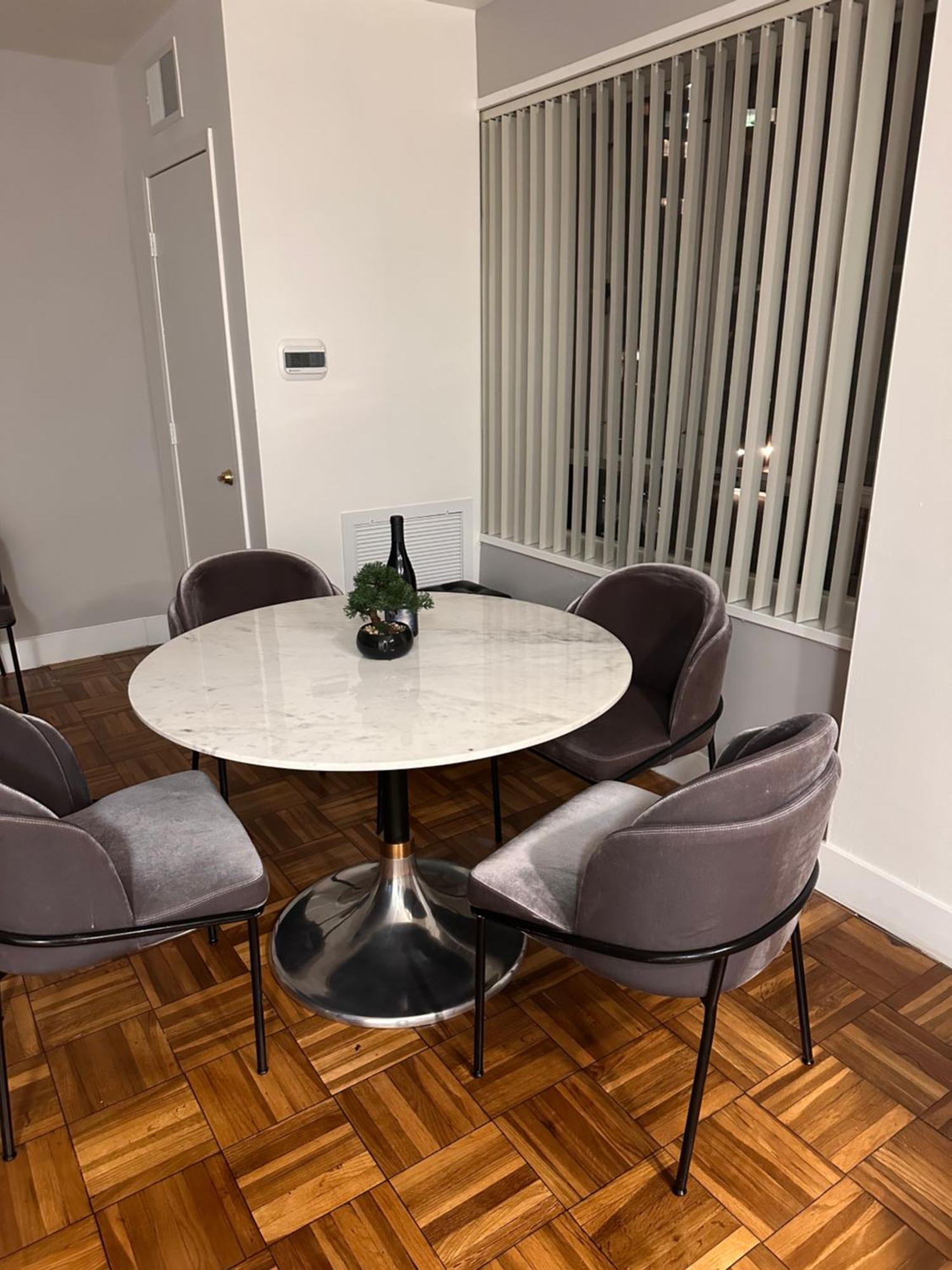Warm And Welcoming Aparthotel
